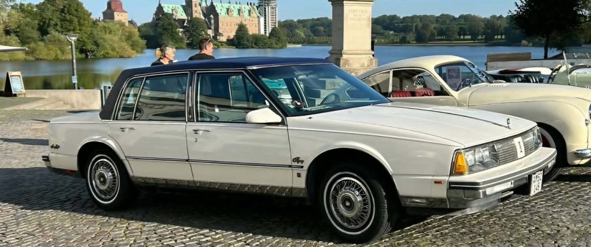 1987 Oldsmobile Regency 98