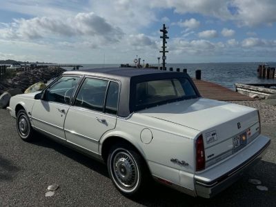 Billede af 1987 Oldsmobile Regency 98