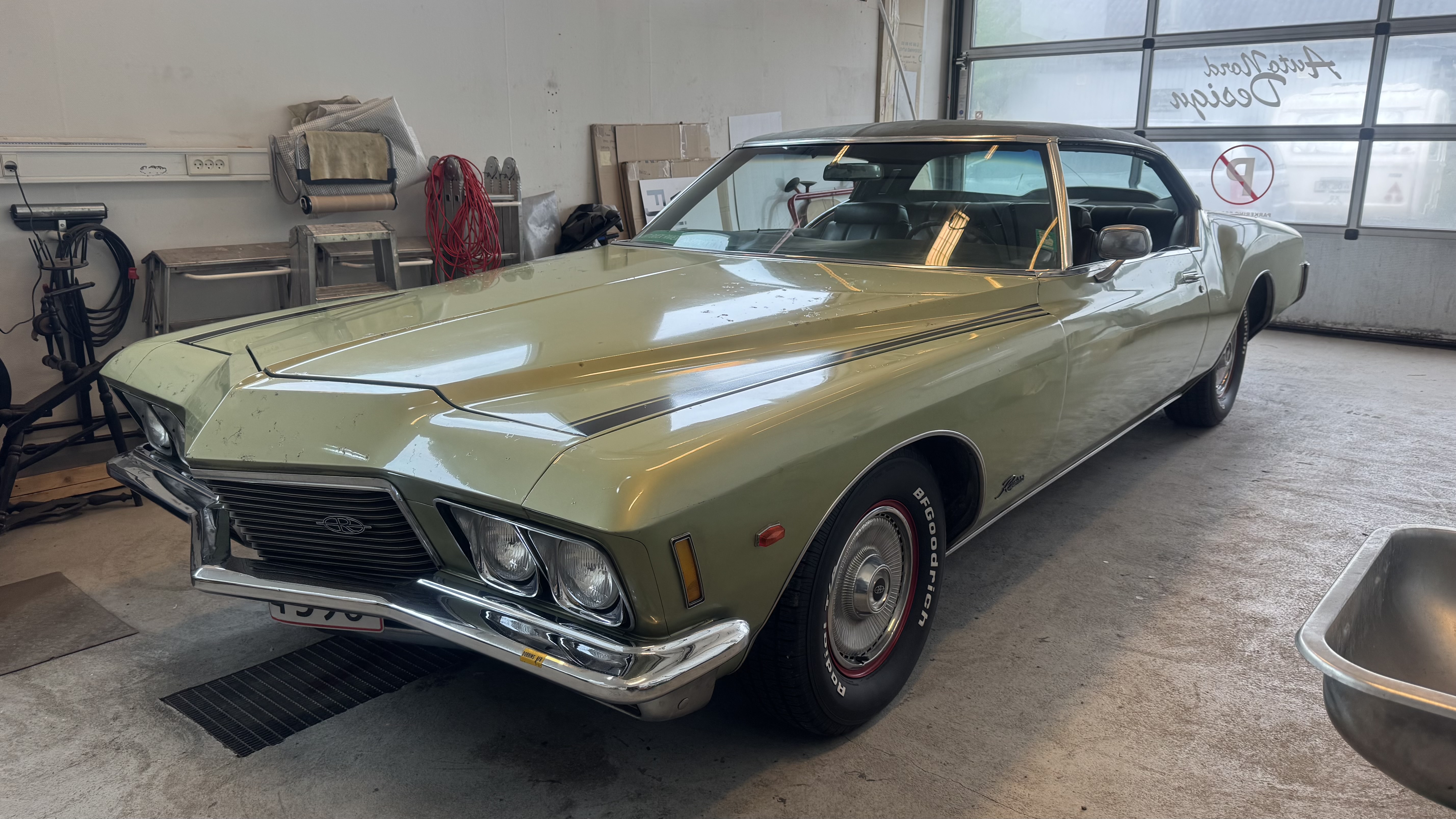 1971 Buick Riviera